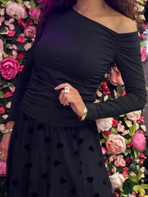 Haut Noir Asymétrique 