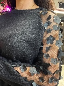 Pull Noir Manches Fleurs 3D