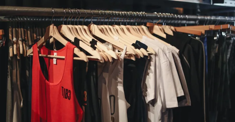 découvrez la collection gymshark, des vêtements de sport alliant style et performance pour tous vos entraînements.