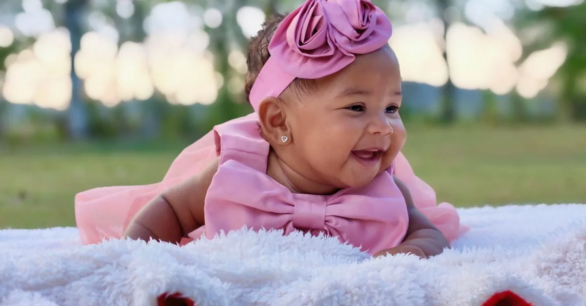 découvrez tout sur le monde des bébés : conseils, soins, alimentation et développement pour accompagner votre tout-petit au mieux.