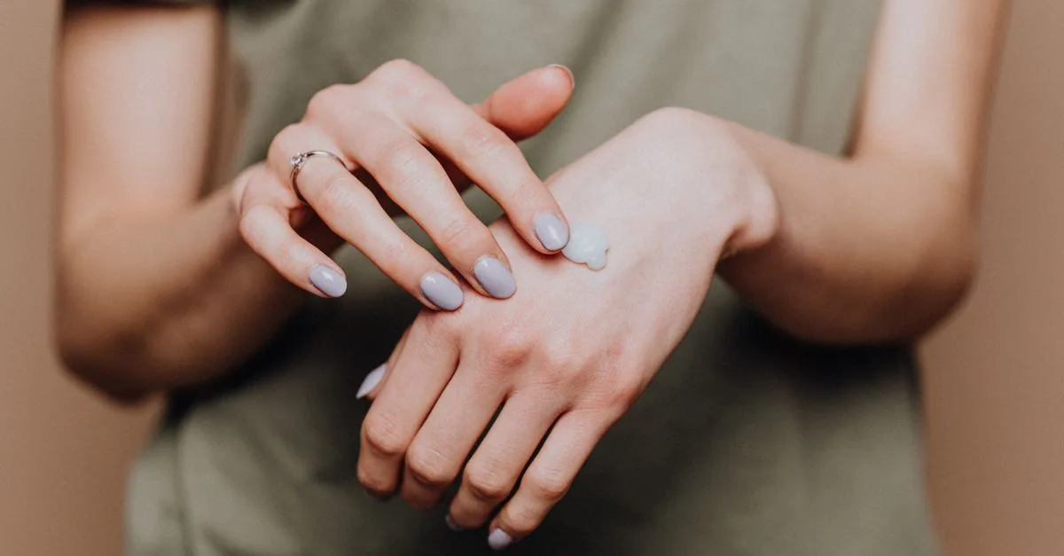 découvrez les bienfaits de la lotion calamine pour apaiser et protéger votre peau irritée ou sensible.