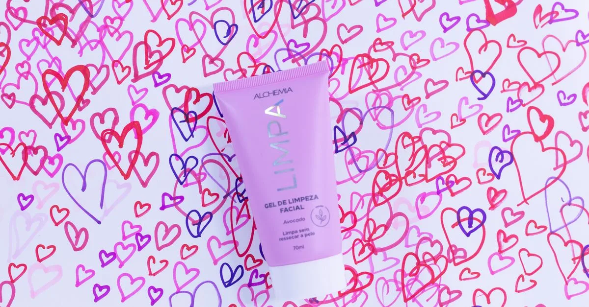 nettoyant visage doux pour une peau propre, fraîche et hydratée, adapté à tous les types de peau.
