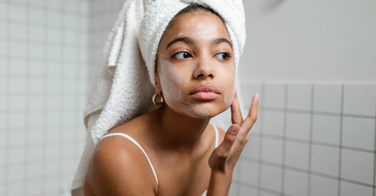 nettoyant visage naturel doux et efficace pour une peau propre, hydratée et éclatante au quotidien.