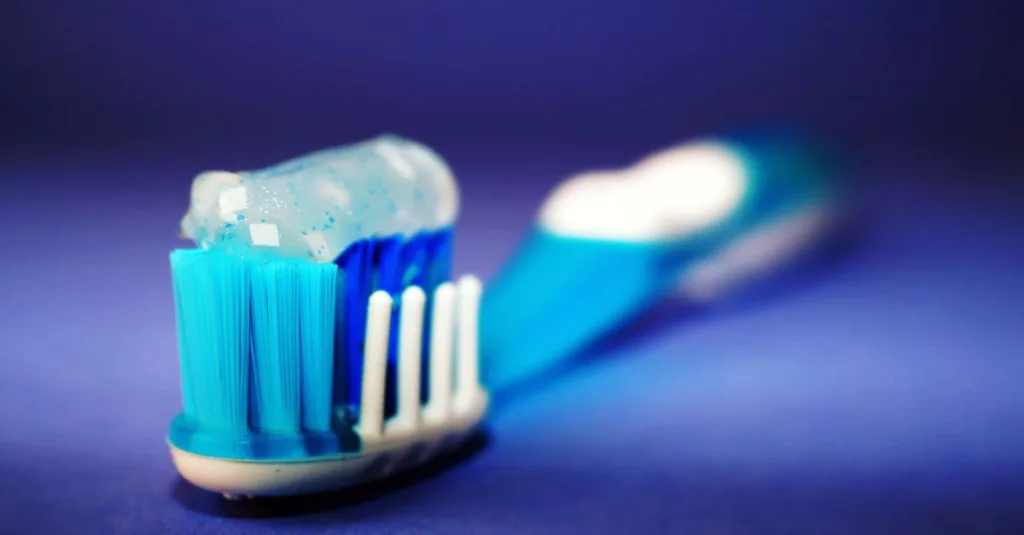 découvrez notre sélection de dentifrices efficaces pour un sourire éclatant et une protection optimale de vos dents.