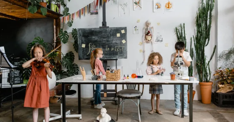 générez facilement des activités amusantes et éducatives pour enfants, adaptées à tous les âges et occasions.